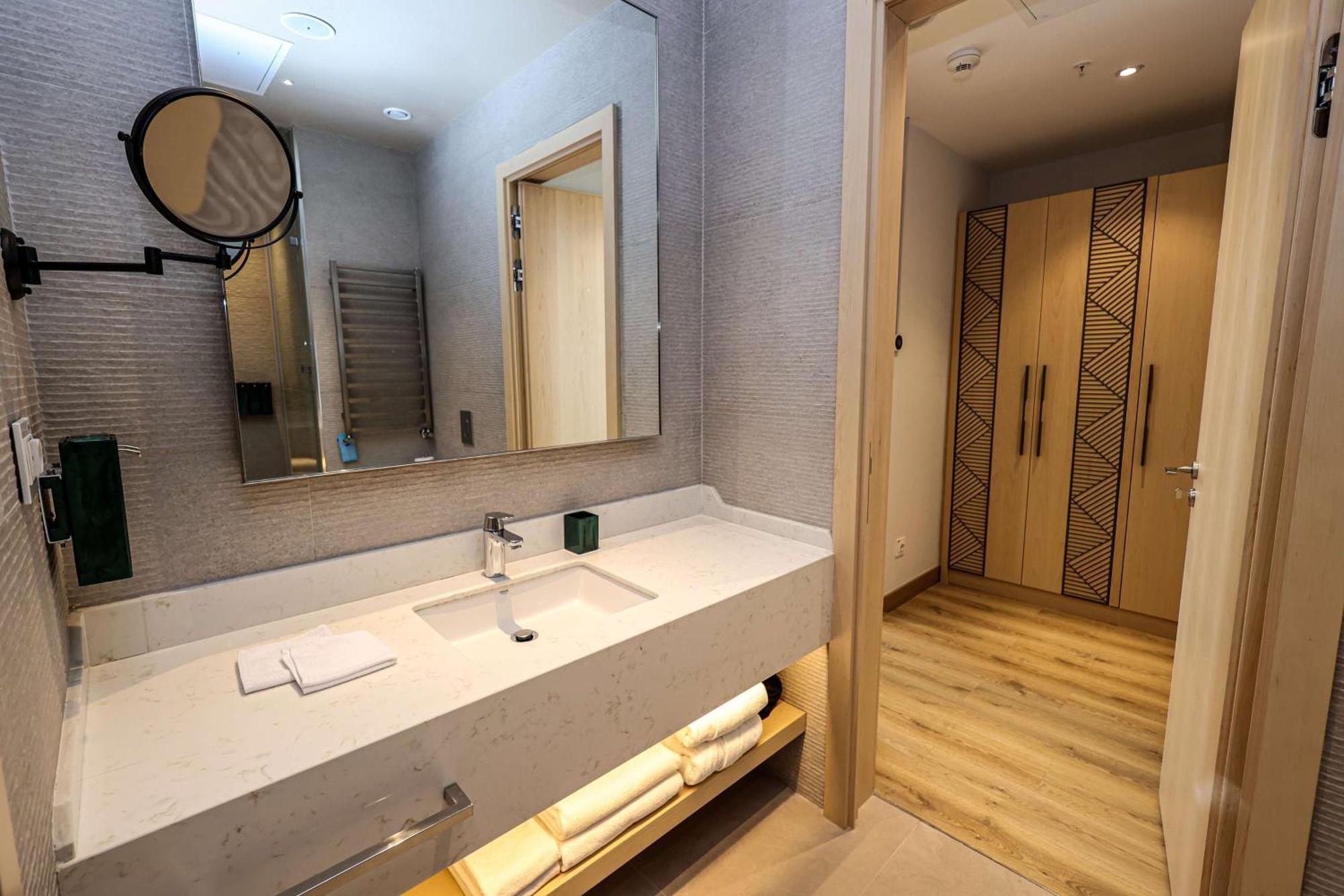 Hilton Garden Inn Samarkand Sogd Экстерьер фото